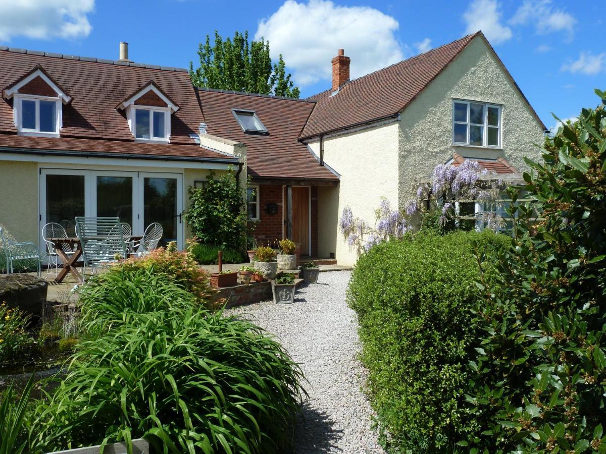 The Lodge, At Orchard Cottage Much Marcle Exteriör bild