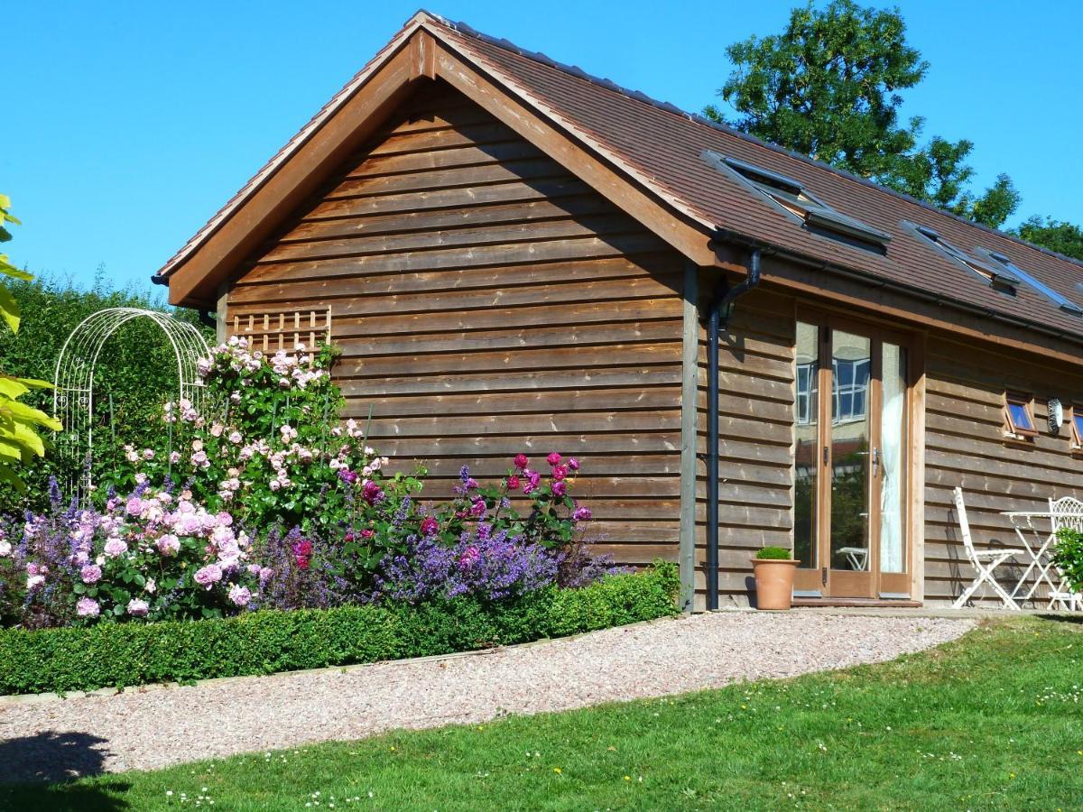 The Lodge, At Orchard Cottage Much Marcle Exteriör bild