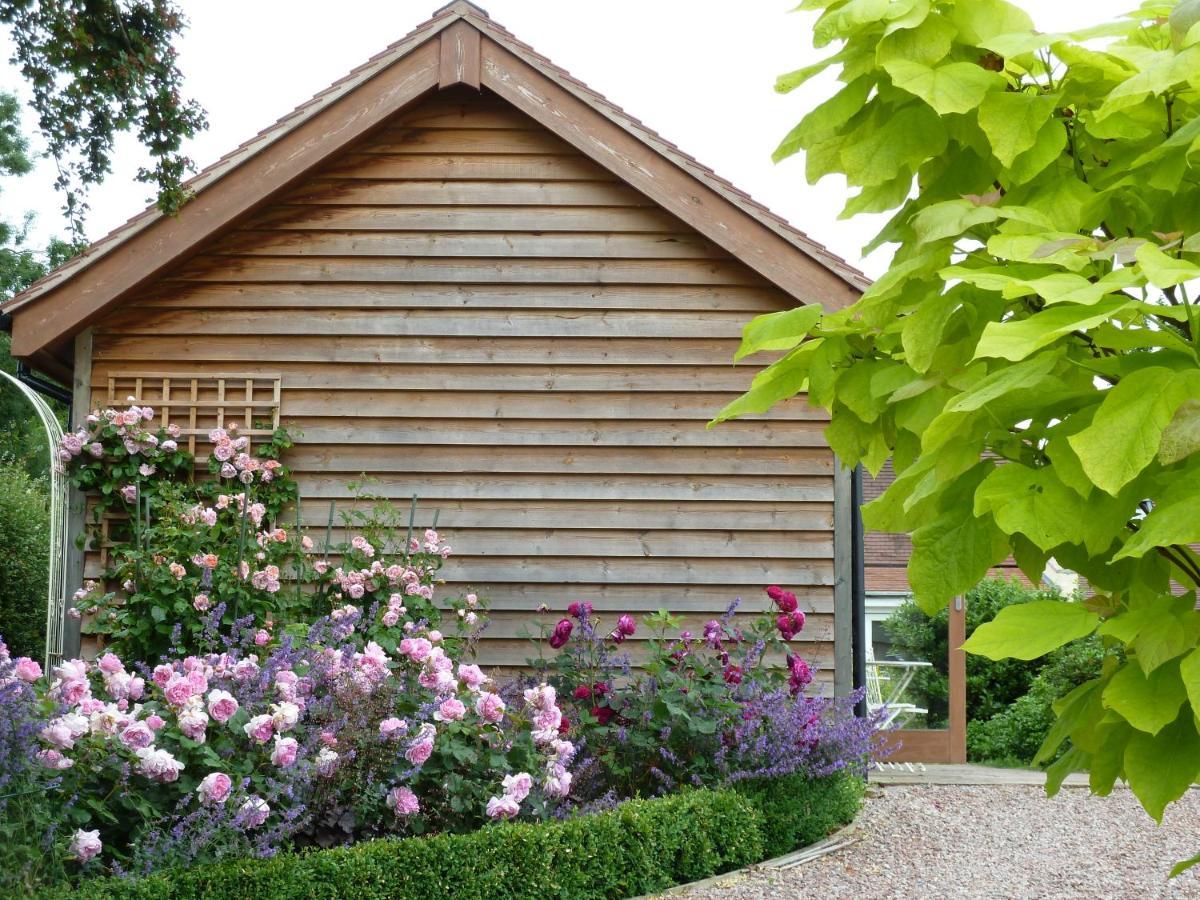 The Lodge, At Orchard Cottage Much Marcle Exteriör bild